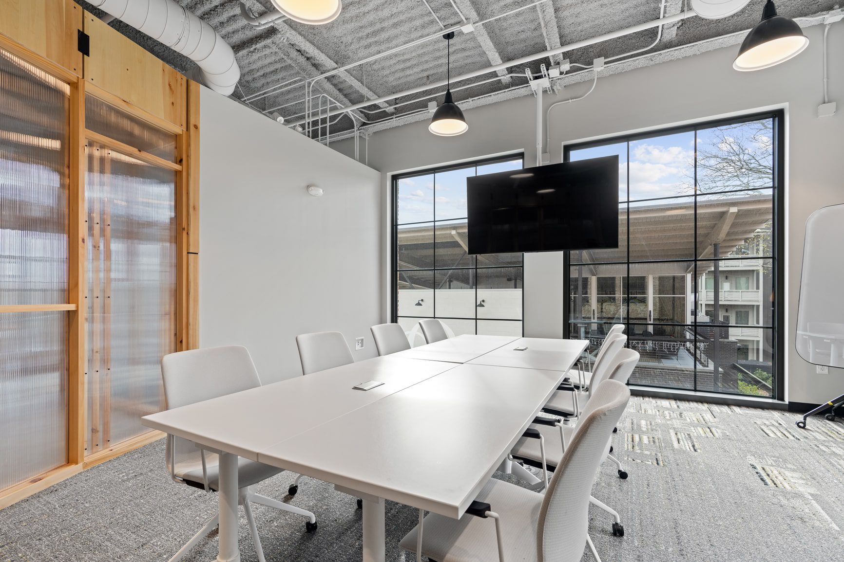 Inspire_Trilith_Flexible-meeting-room_boardroom-3