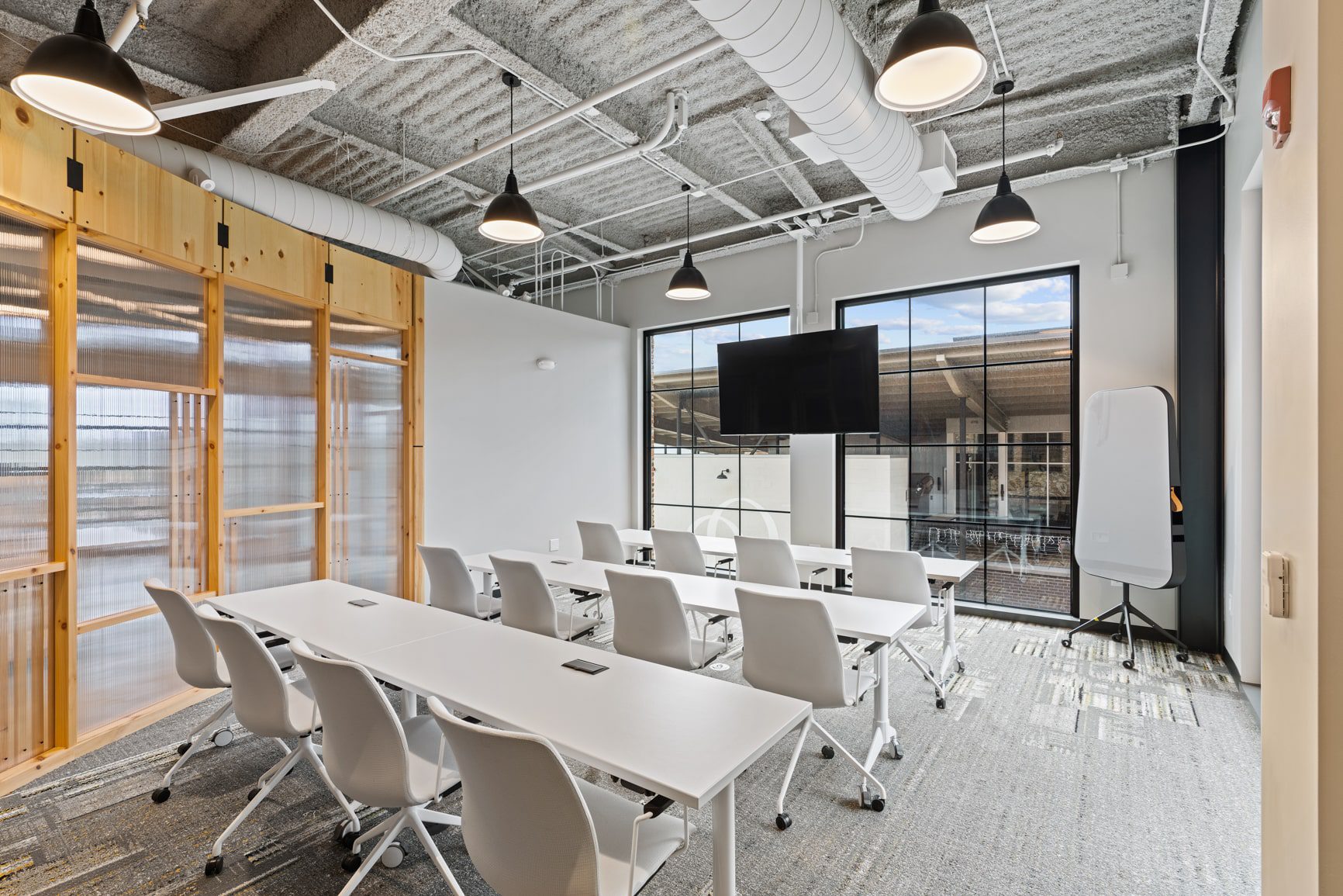 Inspire_Trilith_Flexible-meeting-room_classroom-4