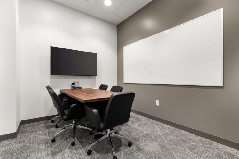 Meeting room seating up to 5