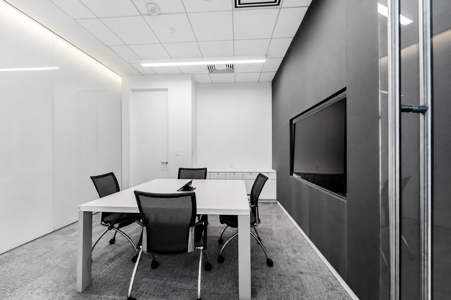 Focus, Meeting room seating up to 4 people