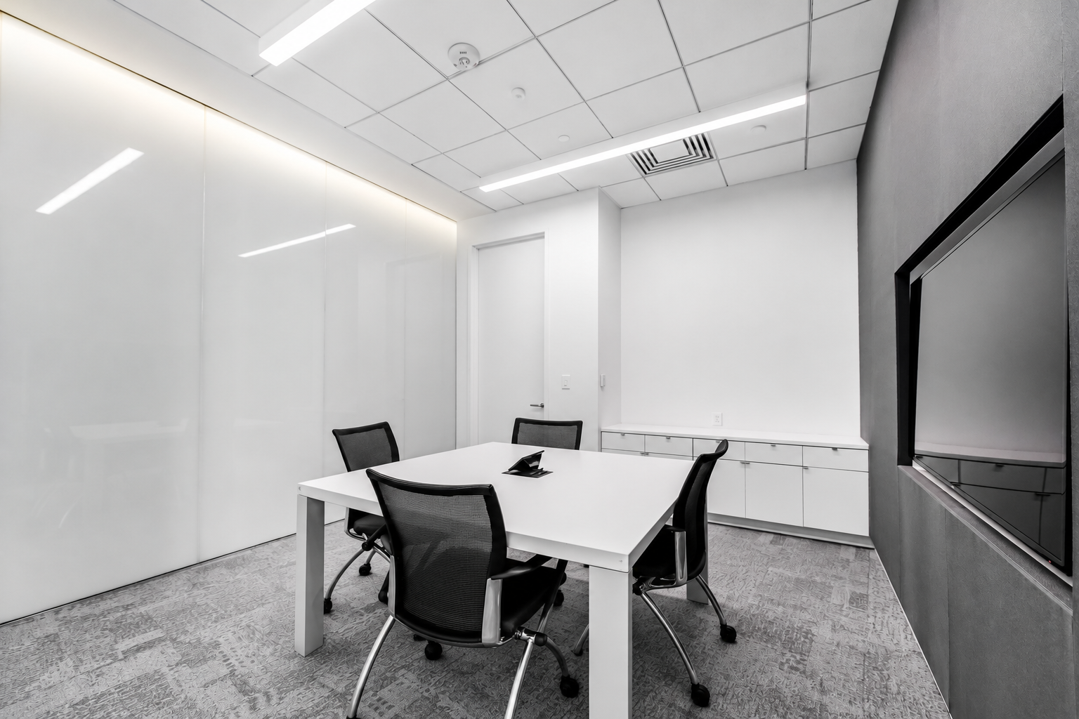Focus, Meeting room seating up to 4 people
